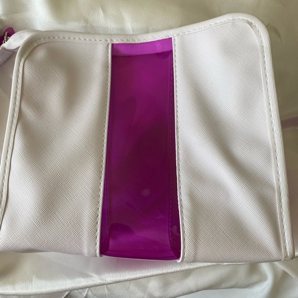 NWT Ulta Cosmetics Travel Bag - Picture 3 of 3
